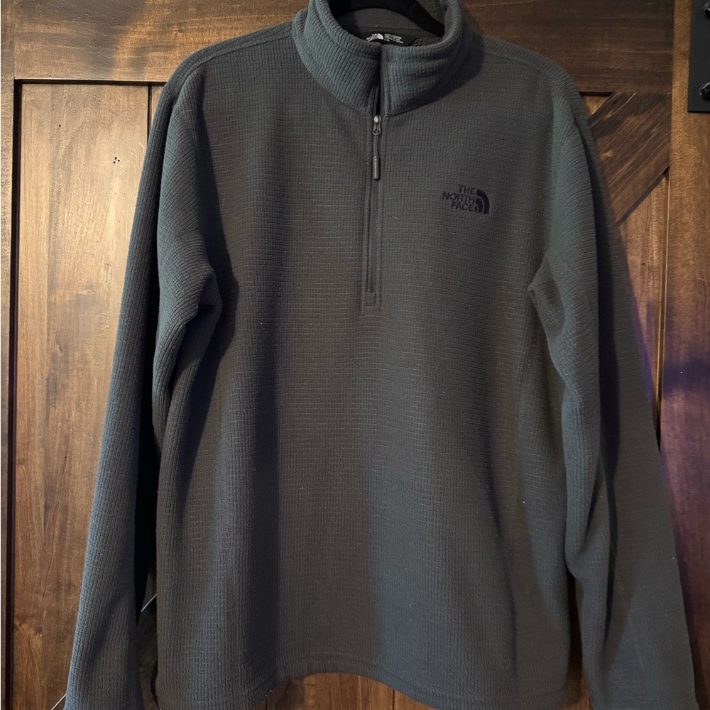 The North Face ¼-Zip Waffle Fleece • Sherpa Lined • Charcoal Gray
